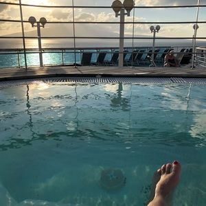 Meet your Posher, Alli